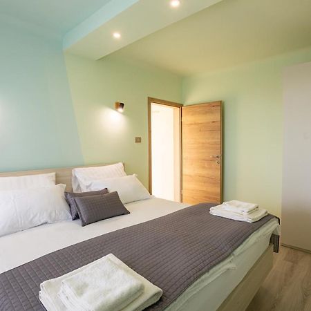 בפורטורוז Adriatic Bay Apartments מראה חיצוני תמונה