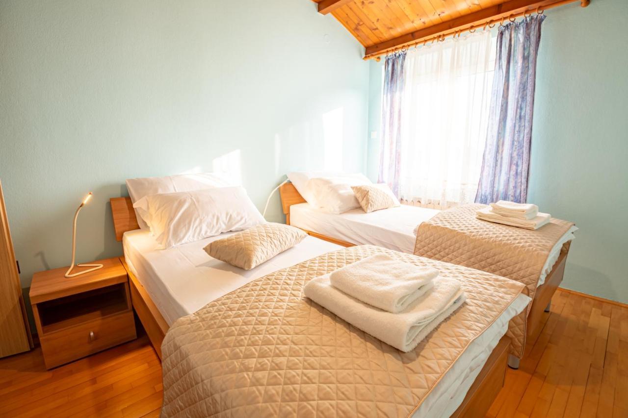 בפורטורוז Adriatic Bay Apartments מראה חיצוני תמונה