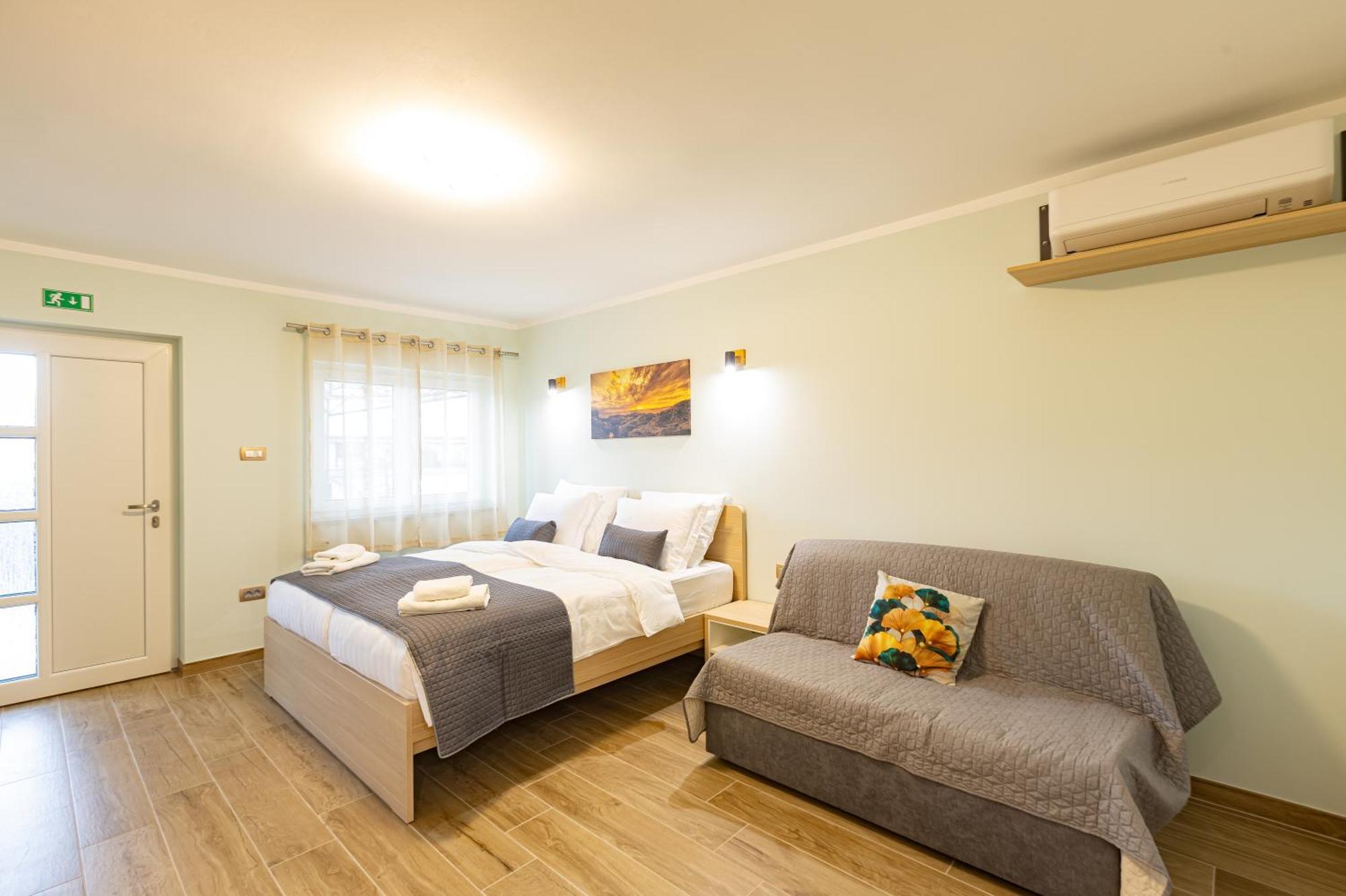 בפורטורוז Adriatic Bay Apartments מראה חיצוני תמונה