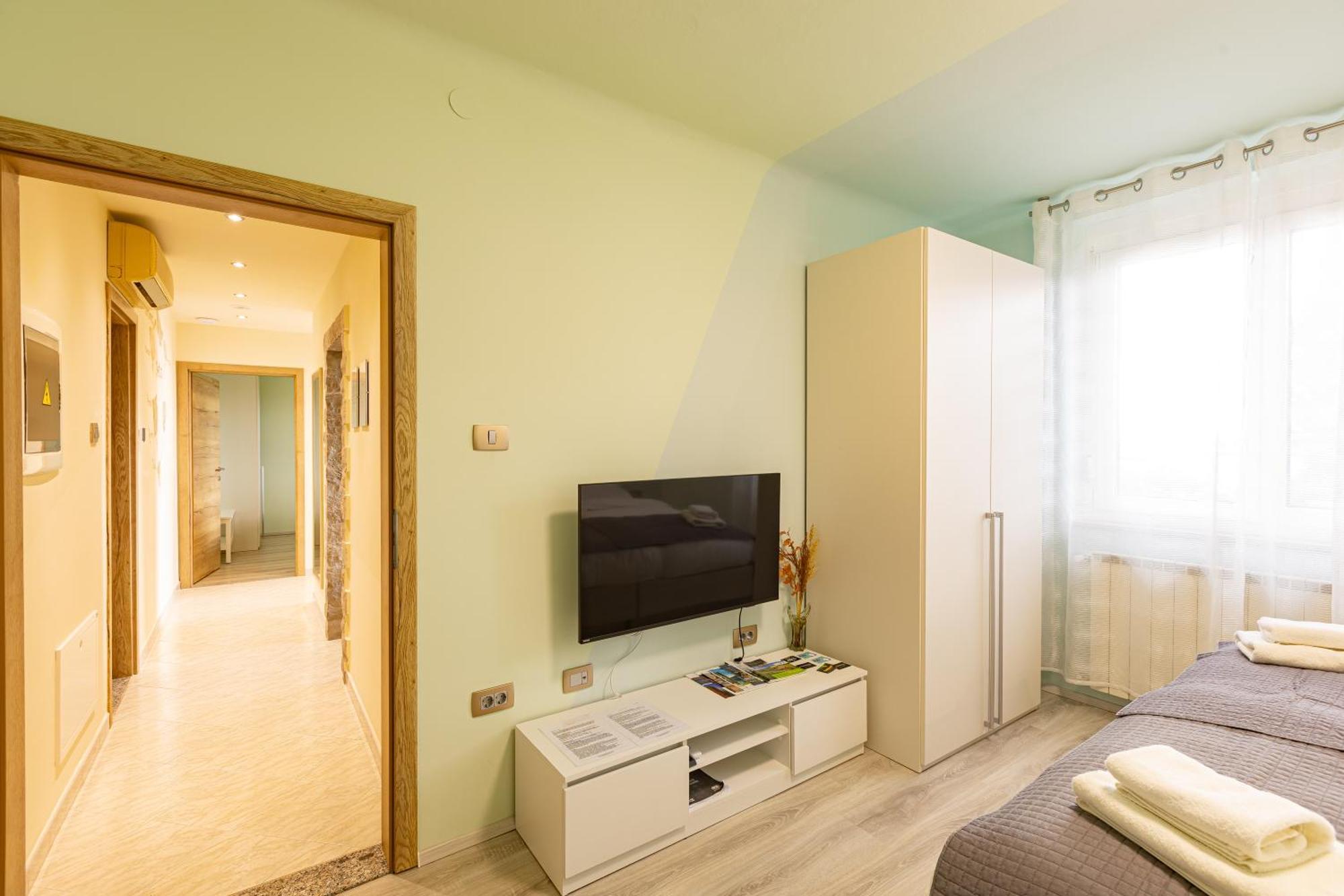 בפורטורוז Adriatic Bay Apartments מראה חיצוני תמונה